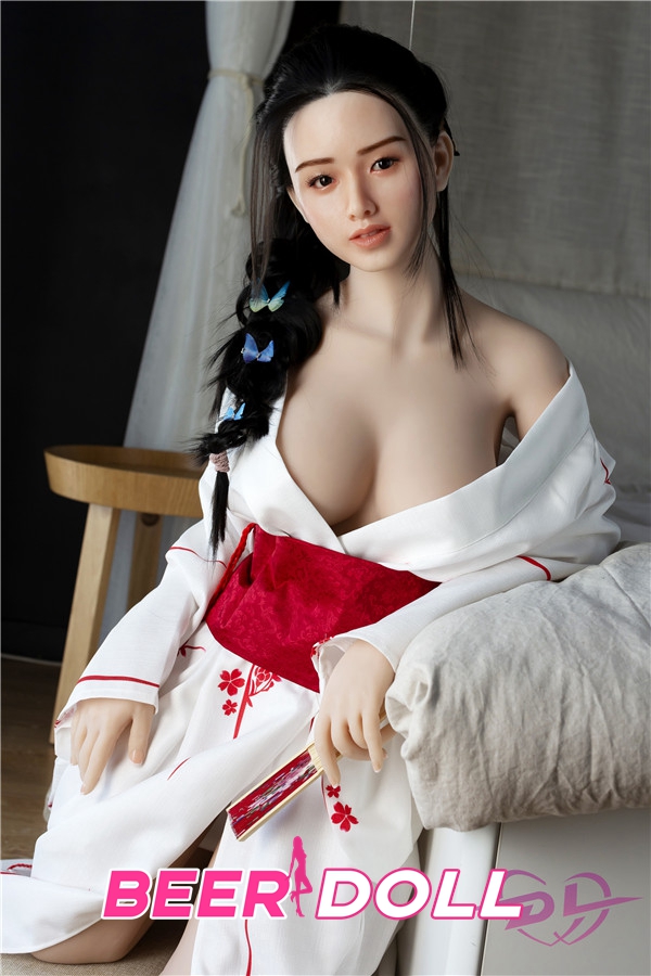 E-Cup sex Doll